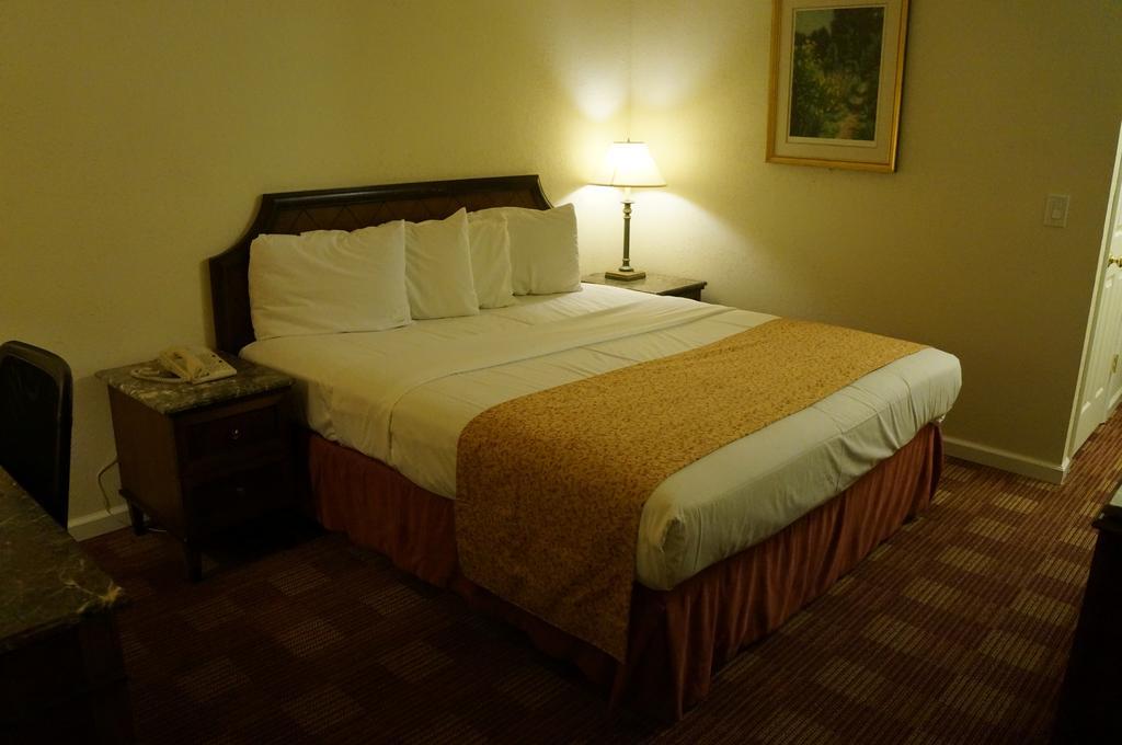 Waterford Inn الغرفة الصورة